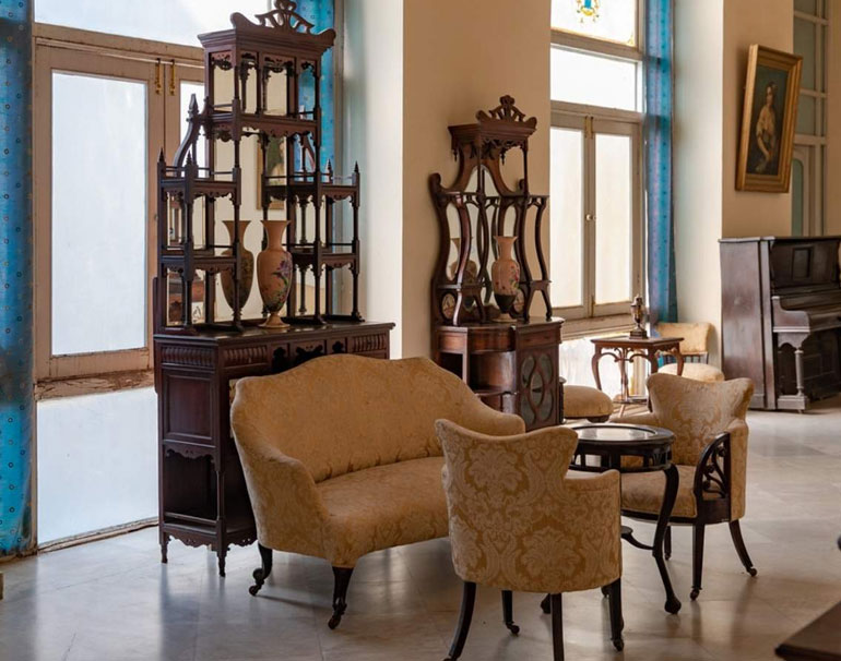 Chair Repair Services In Delhi NCR